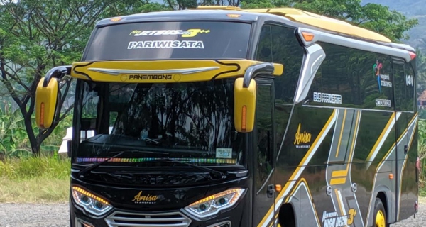 Sewa Bus wisata Jakarta